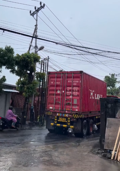 Manik Sekecap Cargo | End-to-End Shipping Solutions